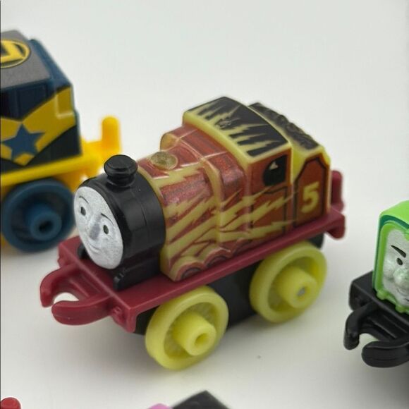 RARE Thomas & Friends Mini Toy Train Set of 10 - Picture 10 of 11